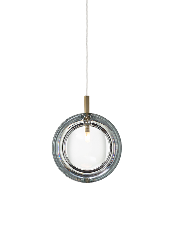 Lens pendant