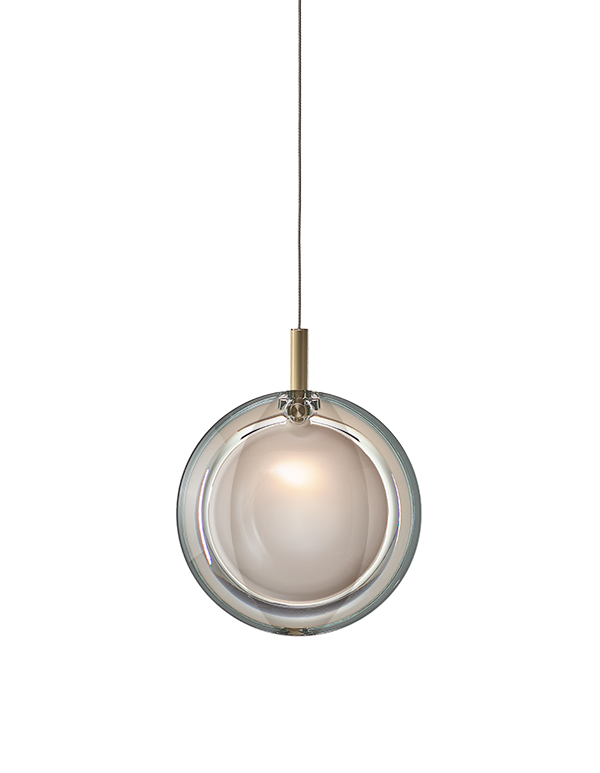 Lens pendant